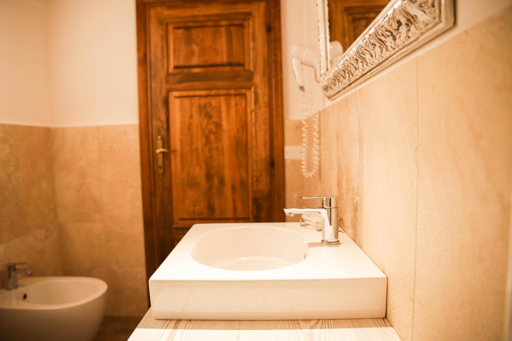 בית הארחה Catabbio 	Country House Poggio Aione מראה חיצוני תמונה