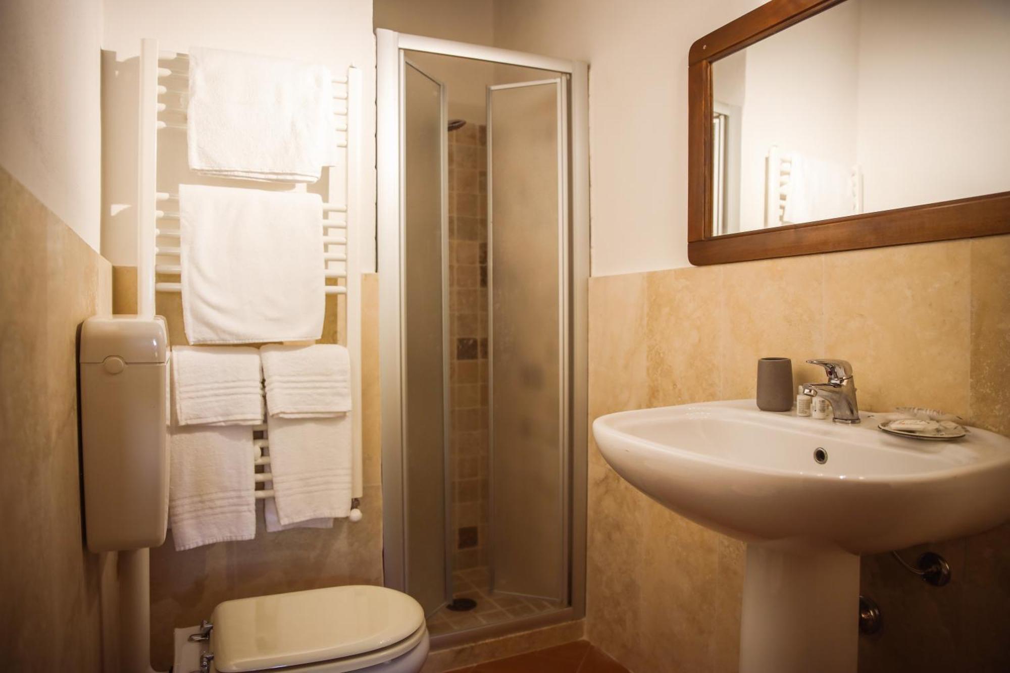בית הארחה Catabbio 	Country House Poggio Aione מראה חיצוני תמונה